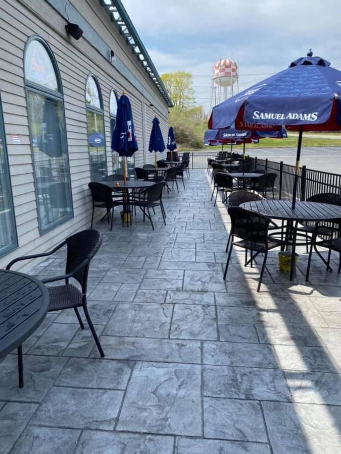 Whalers Inn And Suites Ню Бедфорд Екстериор снимка